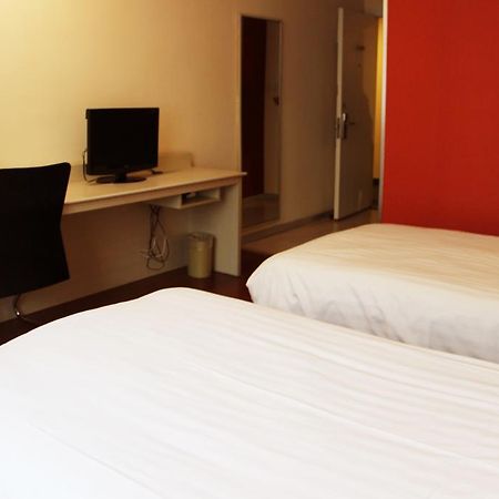 Hanting Express Dongying Jinan Road Habitación foto